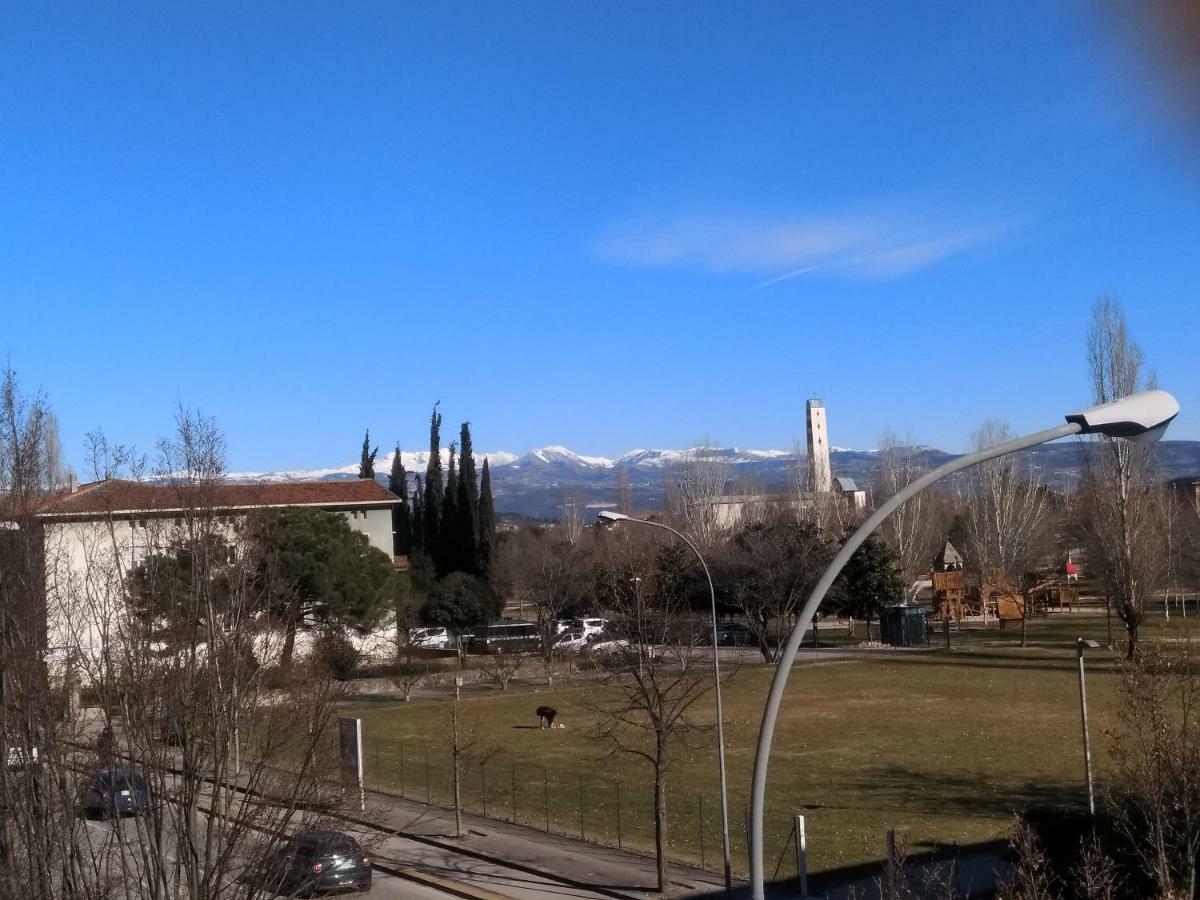 Apartamento La Finestra Sul Parco Verona Exterior foto